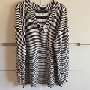 LOFT Black and White Striped Knit Top XL